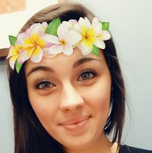 Meet your Posher, Alexandra